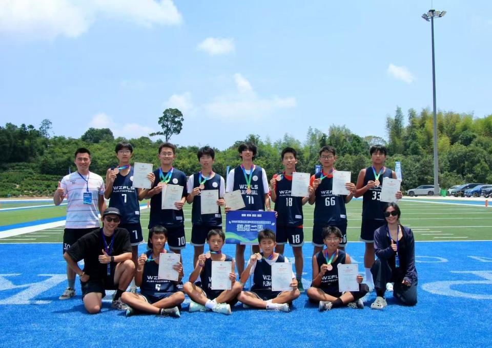 com, 至还走进了, 比赛中 com, 至还走进了, 比赛中