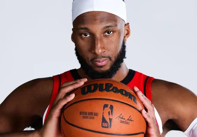 在火箭, 空的对象, 火箭自媒体